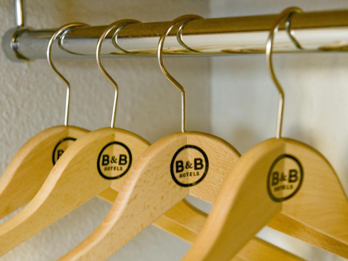 B&B Hotel Orgeval Kültér fotó